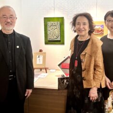 5月4日（日・祝）「愛は原動力」安達春汀刻字展